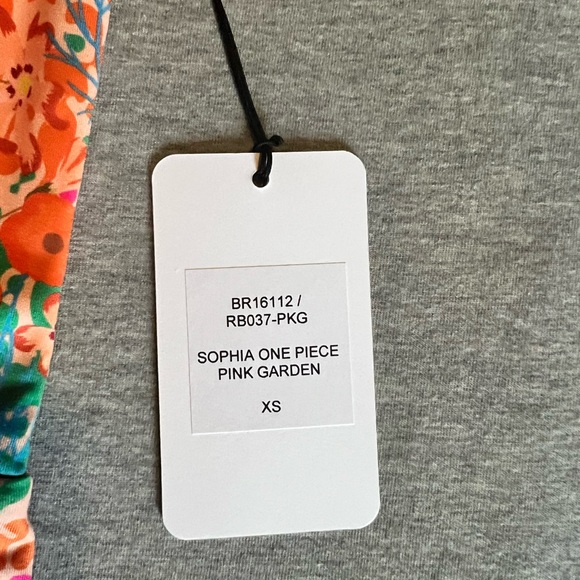 BNWT Beth Richards one-piece bathing suit - Picture 3 of 3